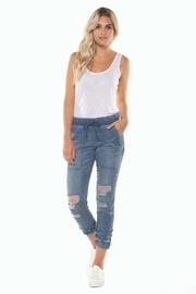  Ripped Jogger Pant