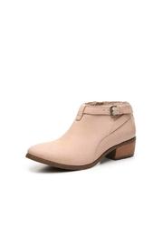  Joshua Bootie