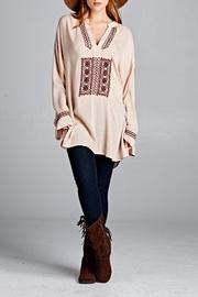  Embroidered Neck Tunic Top