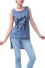  Geo Top Blue