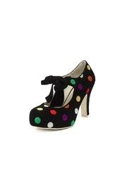  Angie Dots Pumps