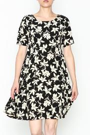  Terri Floral Shift Dress