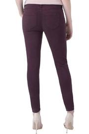  Skinny Stretch Pant