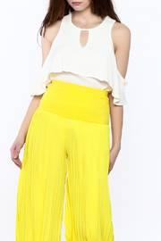  Elegant White Blouse