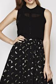  Metallic Sleeveless Blouse