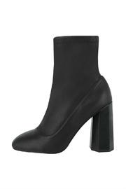  Umar V Booties