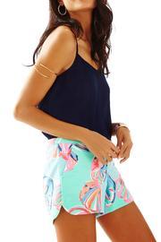  Adie Short