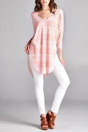  Geometic Tunic Top