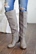  Luster Boot