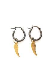  Wing Black Hoops