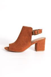  Highlight Slingback Heel