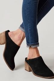  Black Toms Mule