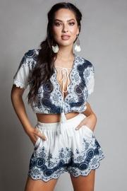  Embroidered Shorts Set