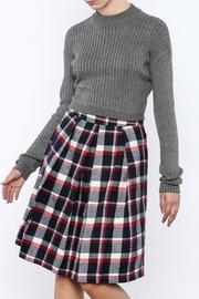  Ribbed Crop Sweater