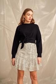  Cropped Belt Sweater