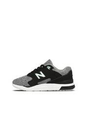  1550 Sneaker