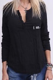  Ivon Shirt