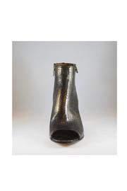  Beso Metallic Bootie