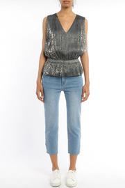  Leopard Shimmer Pleated Hem Slvls Top
