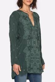  Stars Popover Tunic Top