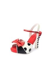  Angie Hero Sandals