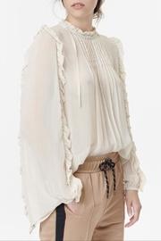 Feminine Blouse