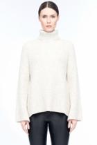  Uma Turtleneck