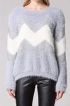  Chevron Metalic Fuzzy Sweater