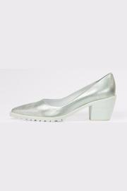  Catalina Silver Summer Pump