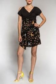  Lotus Tunic