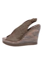  Felipa Wedge