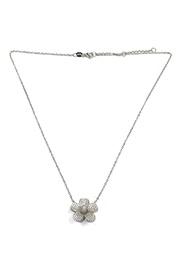  Sparkling Flower Necklace