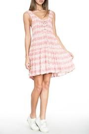  Pink Lace-up Dress