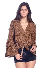  Bell-sleeve Leopard Top