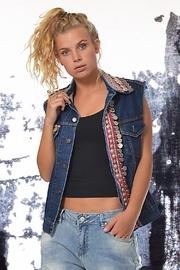  Vest Tribal Embellished