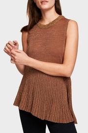  Asymmetrical Pleated Tank
