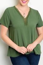  Plus-sized Green Top