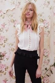  Rosebud Embroidery Blouse