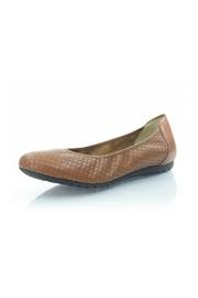  Brown Quilted Flat