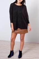  Oversized Cable Knit Sweater