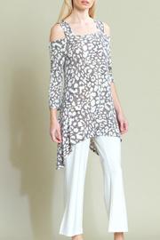  Print Cold Shoulder Tunic