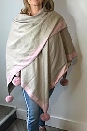  Cape Shawl Poms