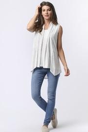  Striped Sleeveless Vest