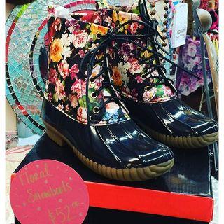  Floral Snow Boots