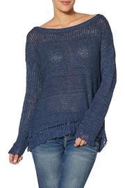  Boxy Off-shoulder Sweater
