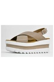  Ethem Noble Sandal