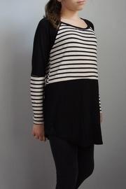  Striped-block Black Top