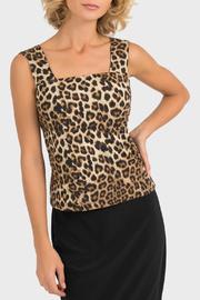  Animal Print Sleeveless Top