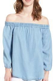  Chambrey Off-shoulder Top