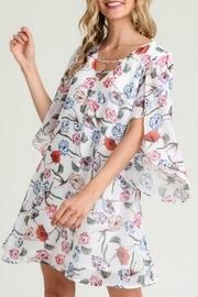  Floral Open-sleeve Dress
